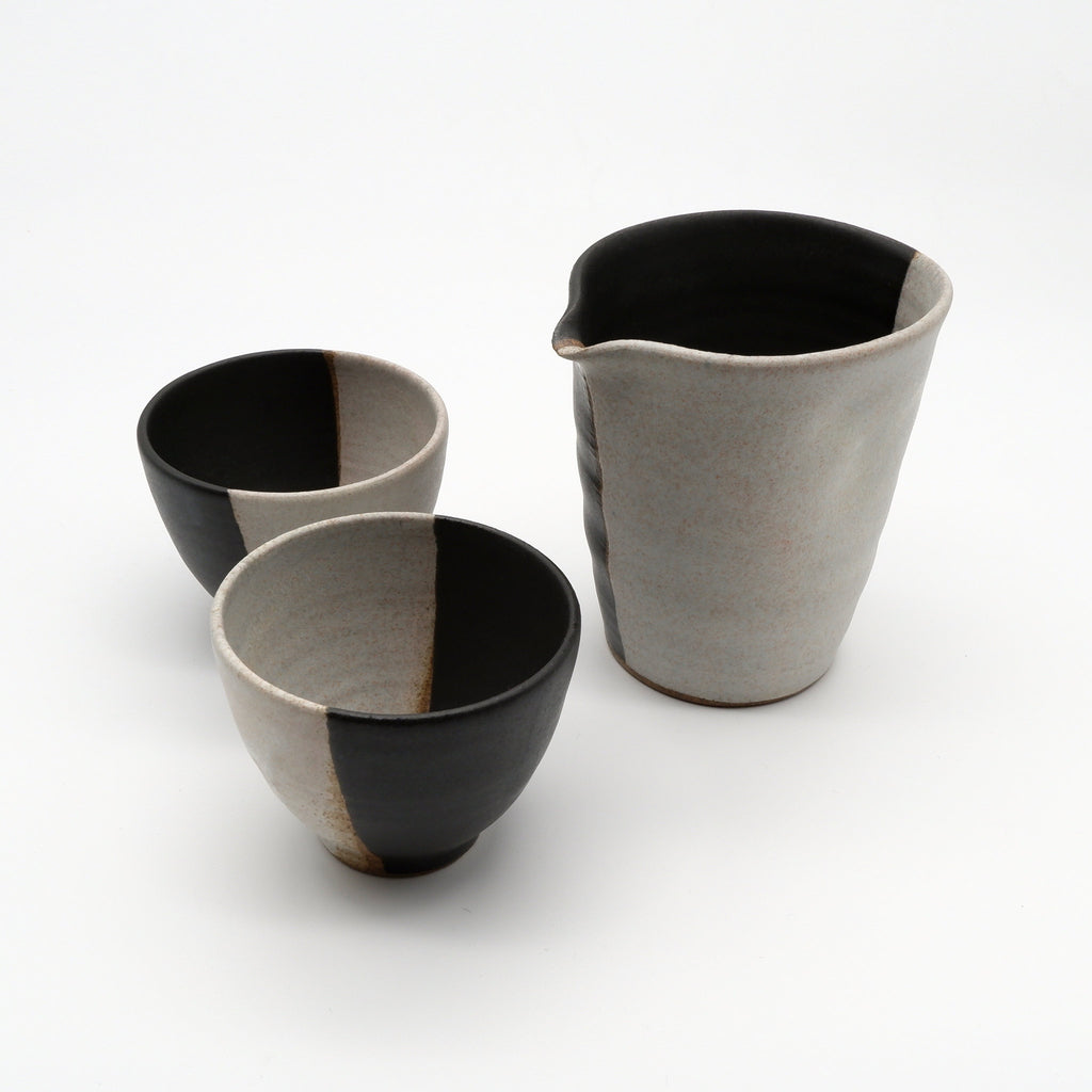Pitcher and two cups, 240 and 90ml