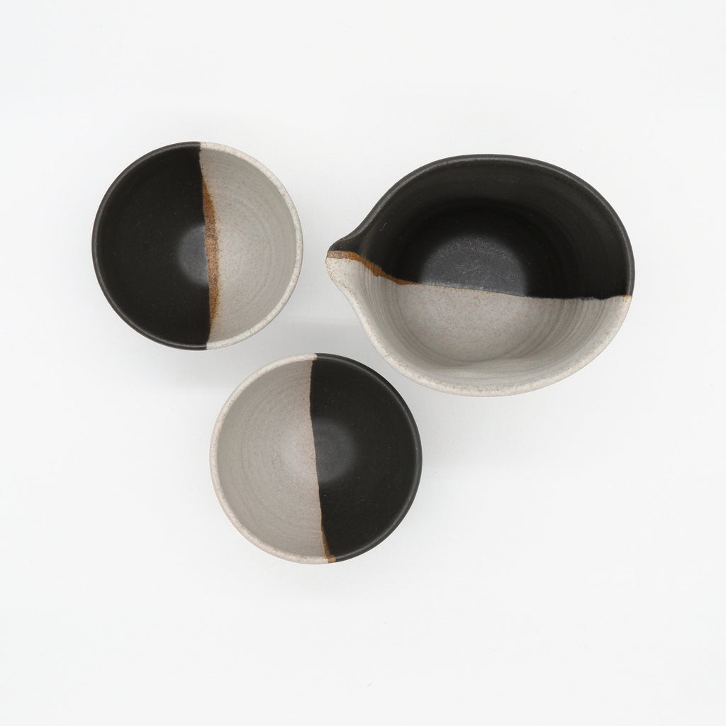 Pitcher and two cups, 240 and 90ml