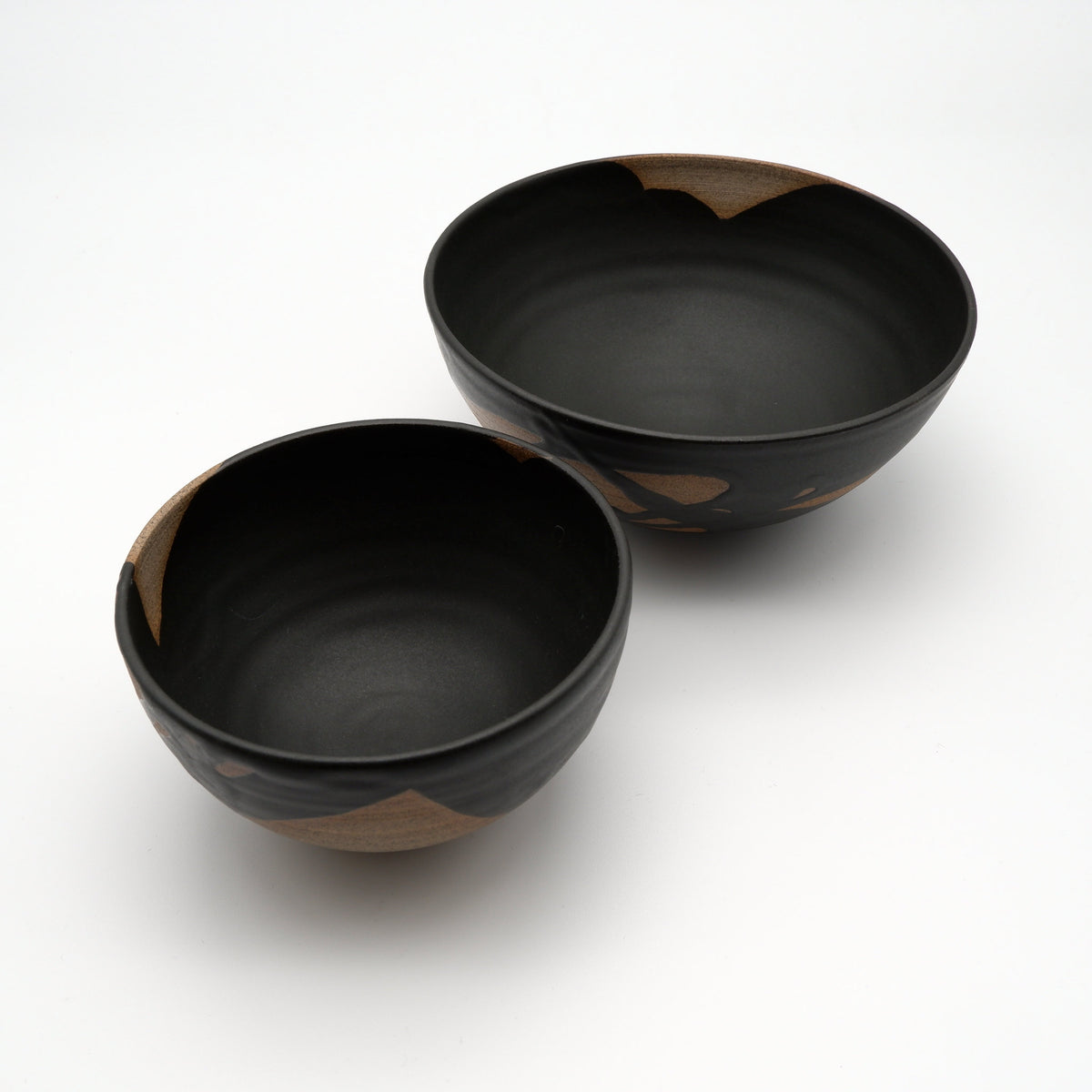 Two bowls S and M
