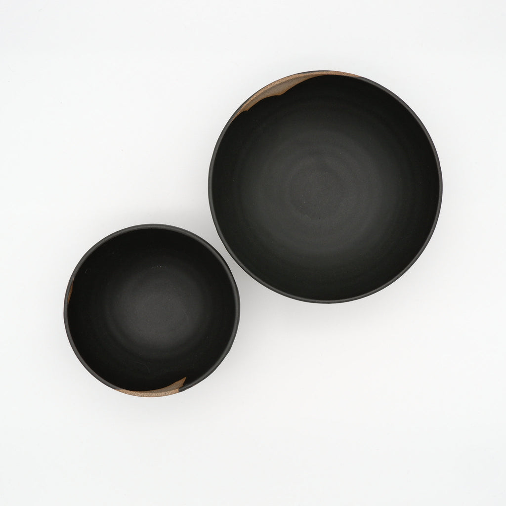 Two bowls S and M